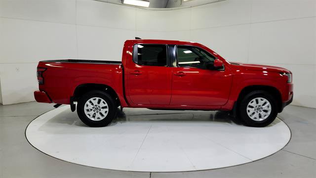 Used 2022 Nissan Frontier SV RWD image 9