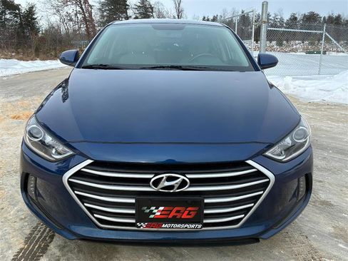 Used 2018 Hyundai Elantra Value Edition FWD image 2