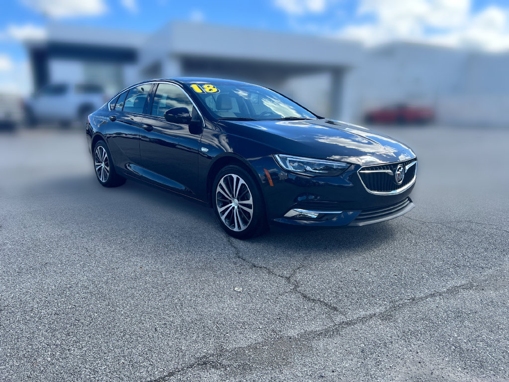 Used 2018 Buick Regal Preferred w/ Driver Confidence Package #1 FWD image 11
