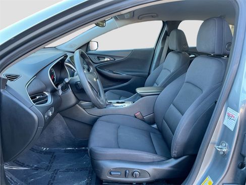 Used 2024 Chevrolet Malibu LT image 21