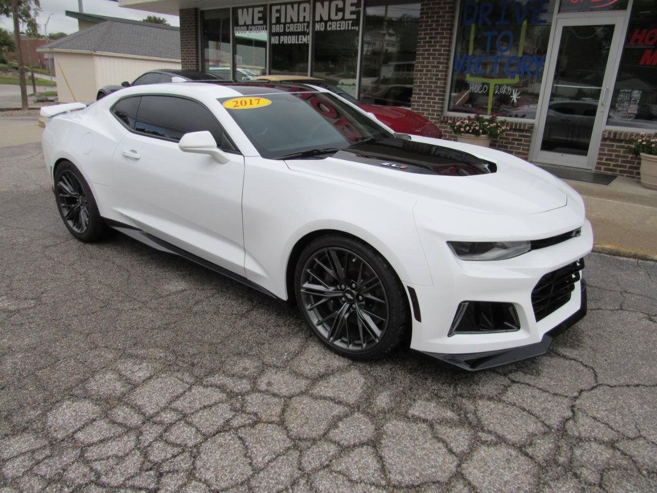 Used 2017 Chevrolet Camaro ZL1 RWD image 11