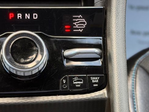 Used 2024 Jeep Grand Cherokee Trailhawk AWD/4WD image 19