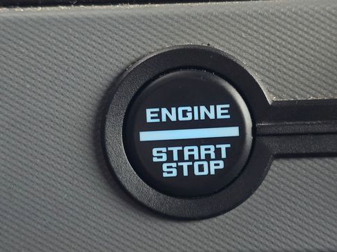 Used 2021 Ford Bronco Black Diamond AWD/4WD image 27