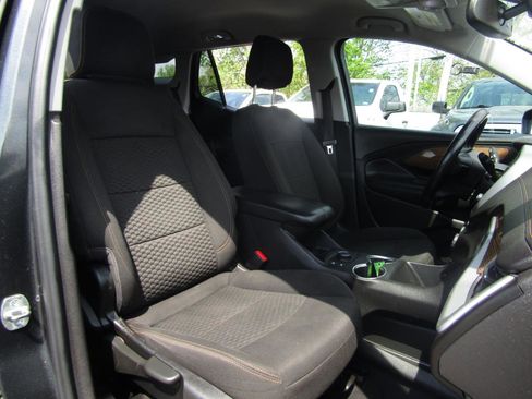 Used 2020 GMC Terrain SLE w/ Driver Convenience Package FWD image 23
