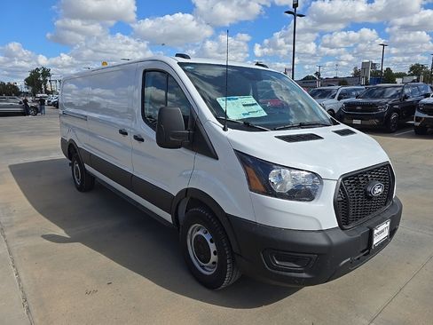 New 2026 Ford Transit 250 Low Roof image 22