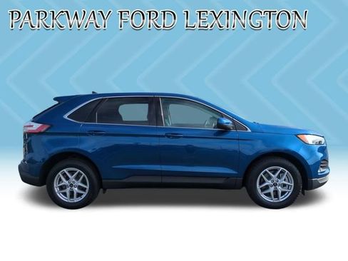 Used 2024 Ford Edge SEL w/ Convenience Package AWD/4WD image 6