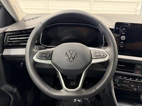 New 2026 Volkswagen Jetta SE FWD image 34