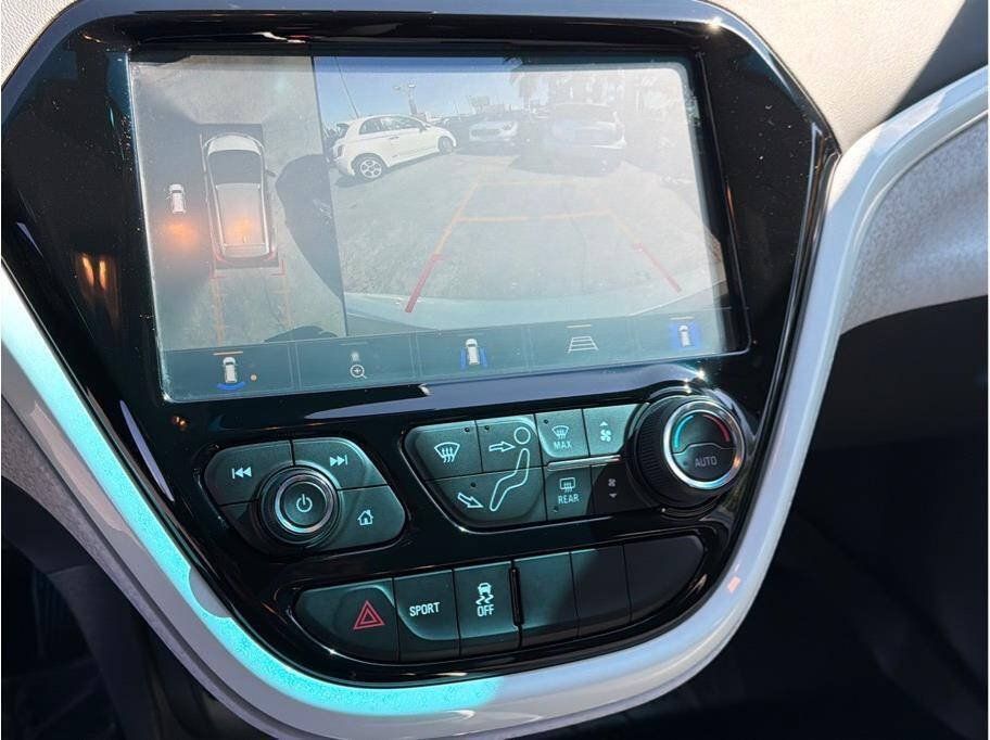 Used 2020 Chevrolet Bolt Premier w/ Infotainment Package FWD image 14