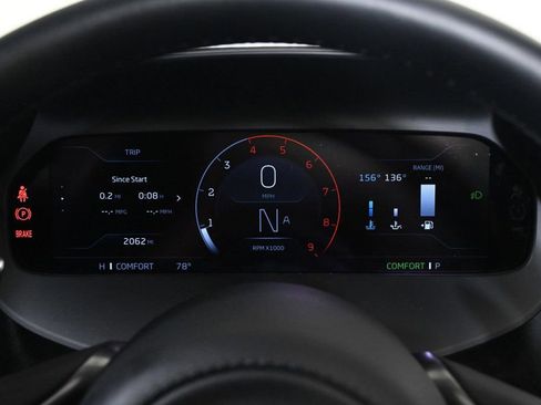 Used 2024 McLaren 750S Spider image 11