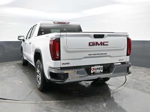 Used 2025 GMC Sierra 1500 SLT image 8