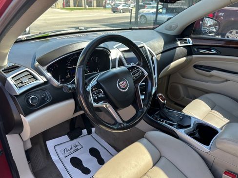 Used 2013 Cadillac SRX Luxury image 18