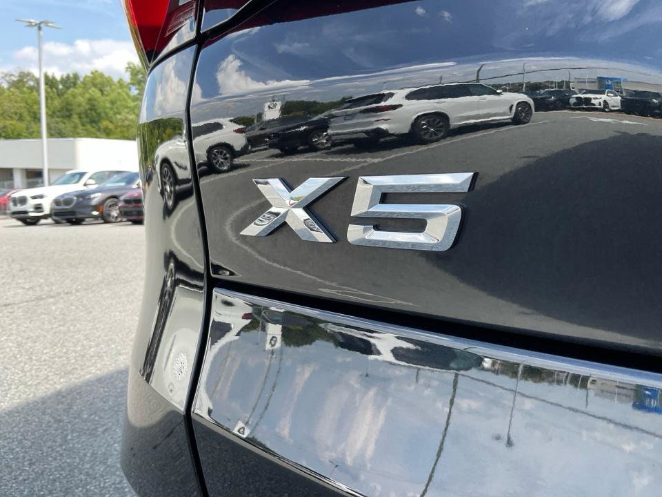 Used 2024 BMW X5 sDrive40i w/ Premium Package RWD image 14