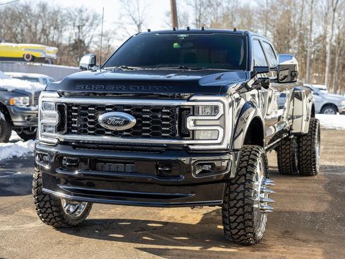 Used 2025 Ford F450 King Ranch w/ Chrome Package image 7