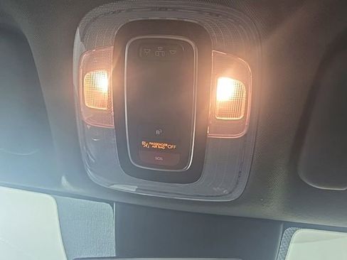 Used 2024 Hyundai Elantra SEL image 26