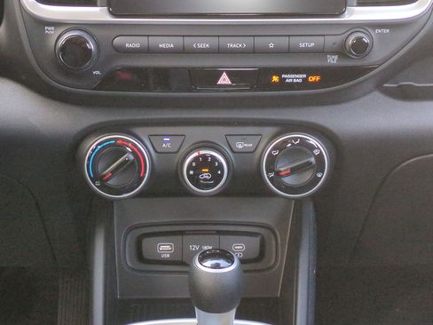 New 2026 Hyundai Venue SE image 20