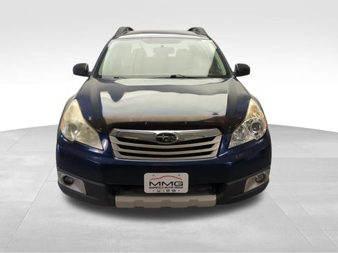 Used 2011 Subaru Outback 2.5i AWD/4WD image 11