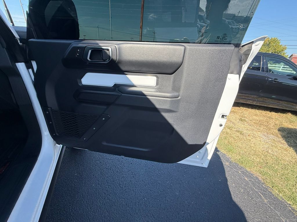 Used 2025 Ford Bronco Badlands AWD/4WD image 19
