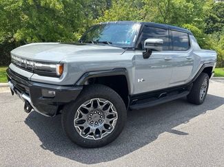 Used 2025 GMC Hummer EV 3X AWD/4WD video 1