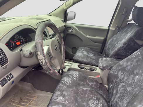 Used 2019 Nissan Frontier SV image 7