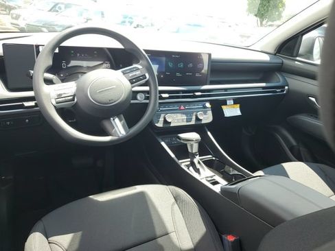 New 2026 Hyundai Tucson SE AWD/4WD image 10