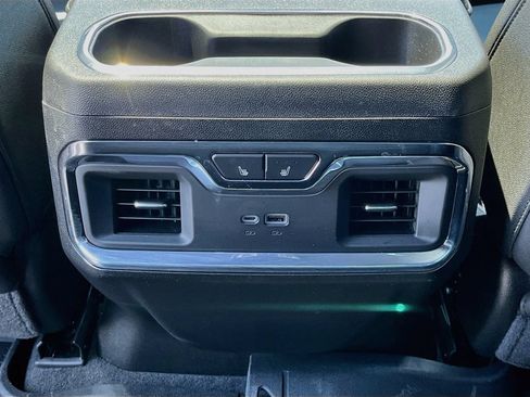 Used 2025 Chevrolet Silverado 1500 High Country AWD/4WD image 31
