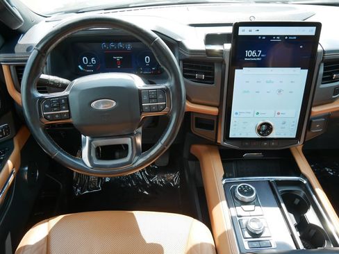 Certified 2023 Ford Expedition Max Platinum AWD/4WD image 16