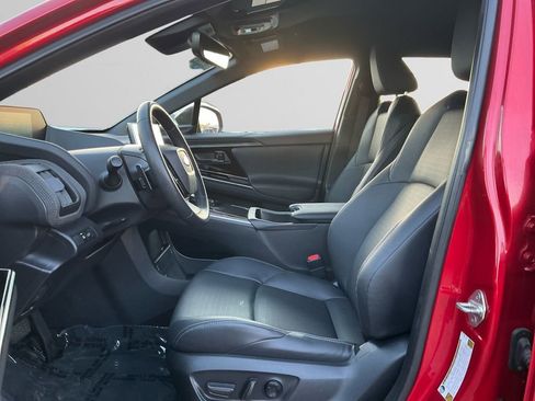 Used 2023 Subaru Solterra AWD image 9