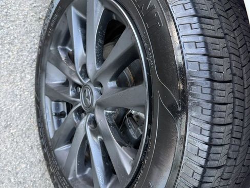 Used 2021 MAZDA MAZDA3 s image 35