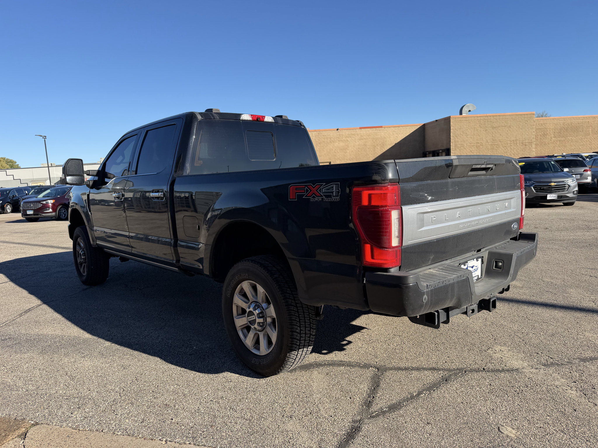 Used 2022 Ford F250 Platinum w/ FX4 Off-Road Package AWD/4WD image 5