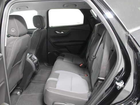 Used 2025 Chevrolet Blazer LT image 18