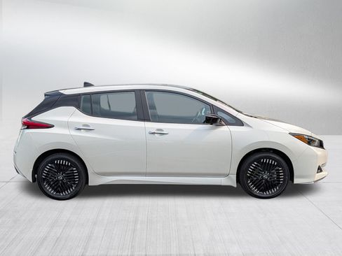 Used 2024 Nissan Leaf SV Plus FWD image 8
