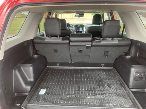 Used 2023 Toyota 4Runner SR5 Premium image 30