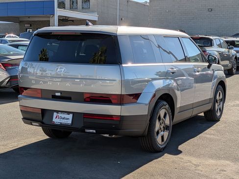 New 2026 Hyundai Santa Fe SE image 4