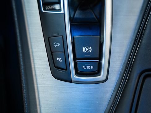 Used 2013 BMW 650i xDrive Coupe AWD/4WD image 36