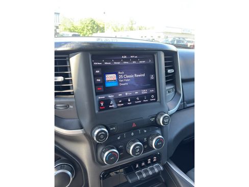 Used 2019 RAM 1500 Big Horn RWD image 5