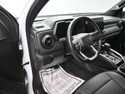 Used 2026 Chevrolet Colorado Trail Boss AWD/4WD image 12