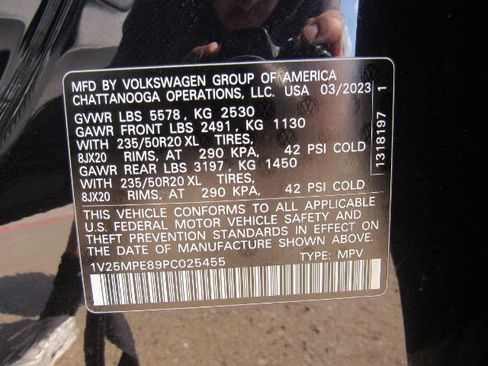 Used 2023 Volkswagen ID.4 S image 55