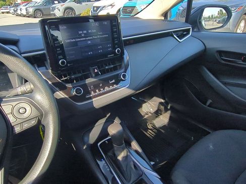 Used 2022 Toyota Corolla LE FWD image 23