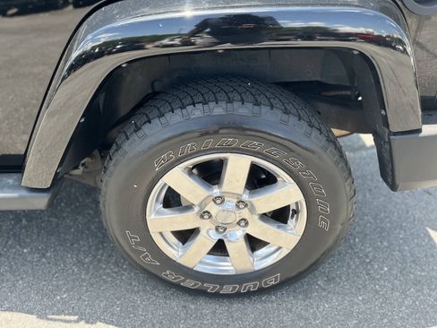 Used 2015 Jeep Wrangler Sahara w/ Connectivity Group AWD/4WD image 15