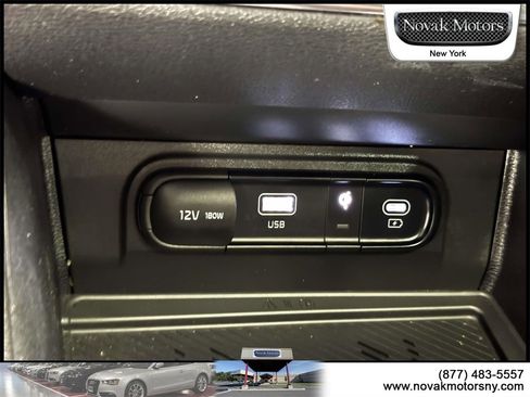 Used 2023 Kia Sportage SX image 22