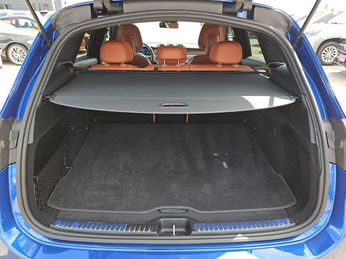Used 2023 Mercedes-Benz GLC 300 image 11