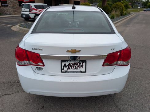 Used 2016 Chevrolet Cruze LT FWD image 8