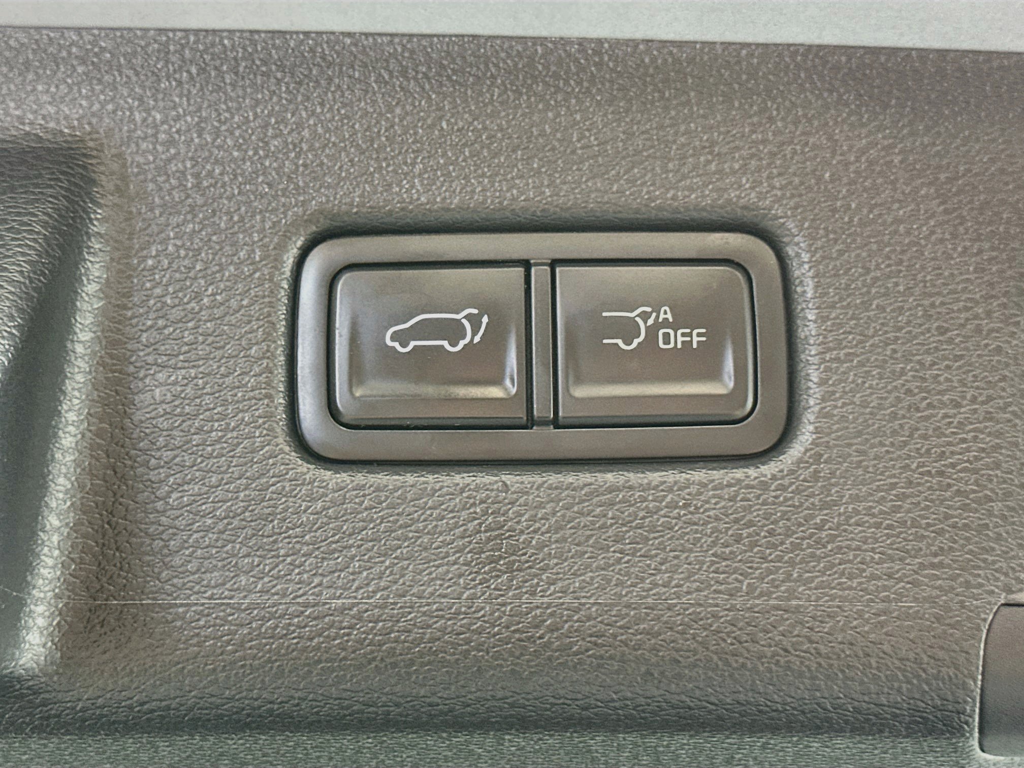 Used 2025 Kia Telluride S FWD image 32