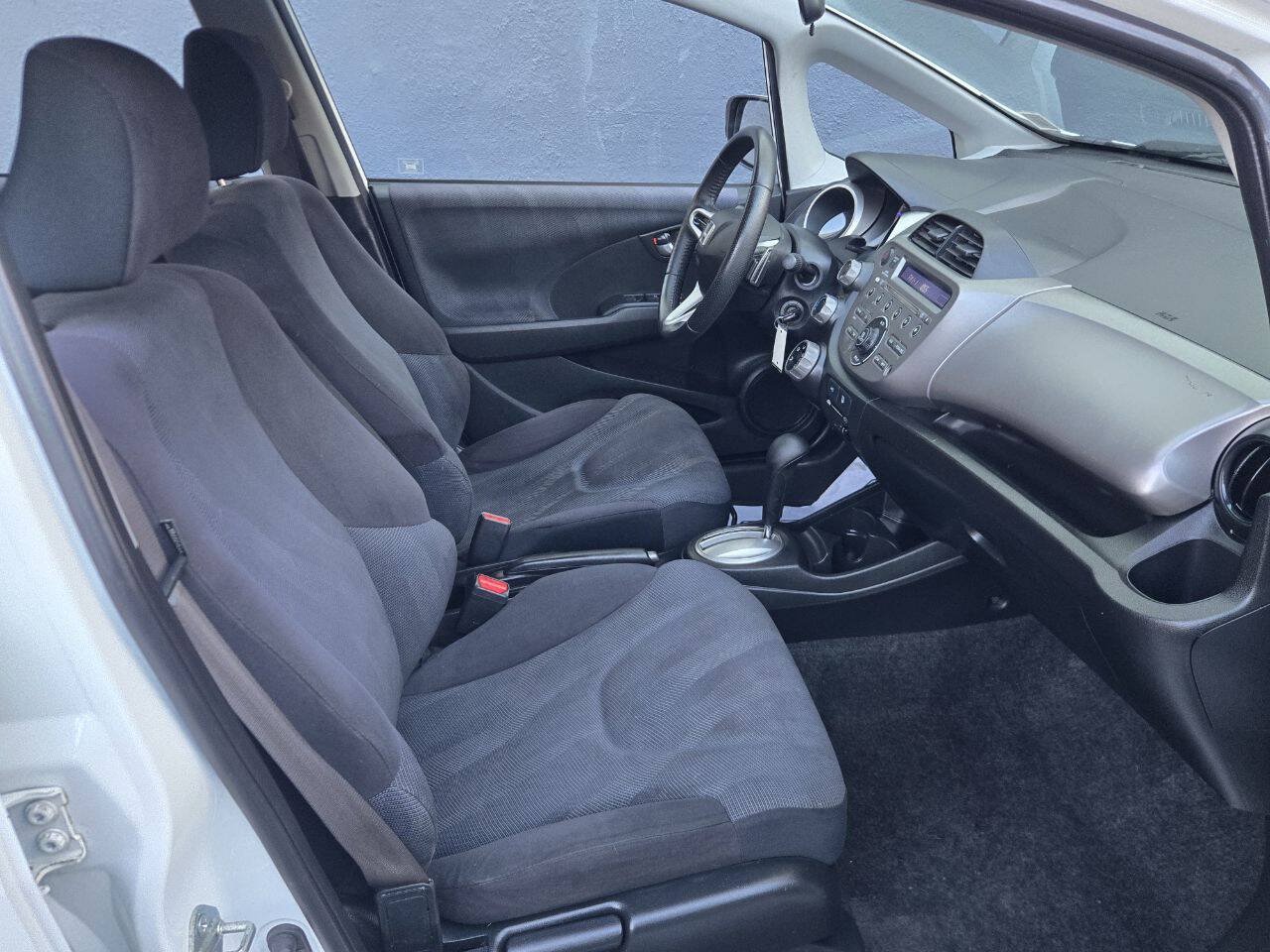 Used 2010 Honda Fit Sport image 11