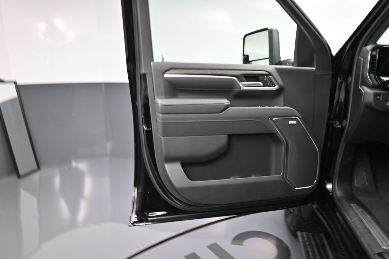 New 2026 Chevrolet Silverado 1500 RST w/ Safety Package AWD/4WD image 15