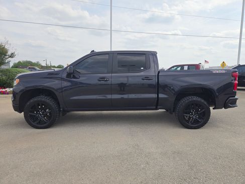 Used 2024 Chevrolet Silverado 1500 LT Trail Boss w/ Convenience Package II image 6