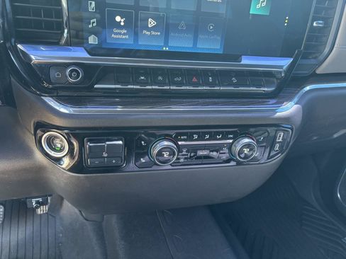 Used 2024 Chevrolet Silverado 1500 LT AWD/4WD image 13