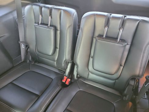 Used 2016 Ford Explorer Limited w/ Equipment Group 301A image 13