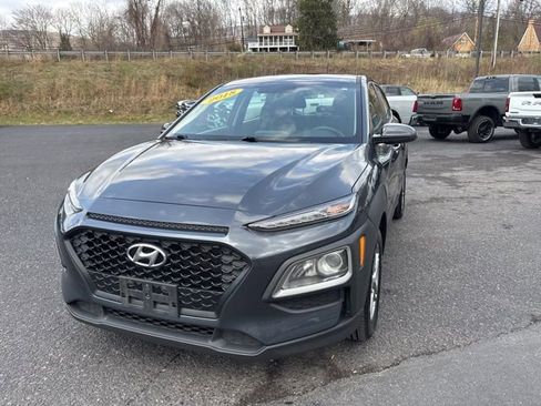 Used 2018 Hyundai Kona SE image 1