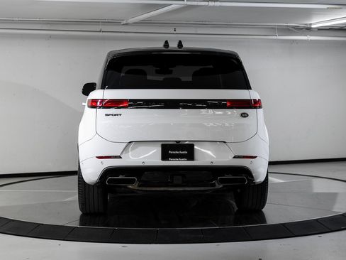 Used 2023 Land Rover Range Rover Sport SE Dynamic image 6